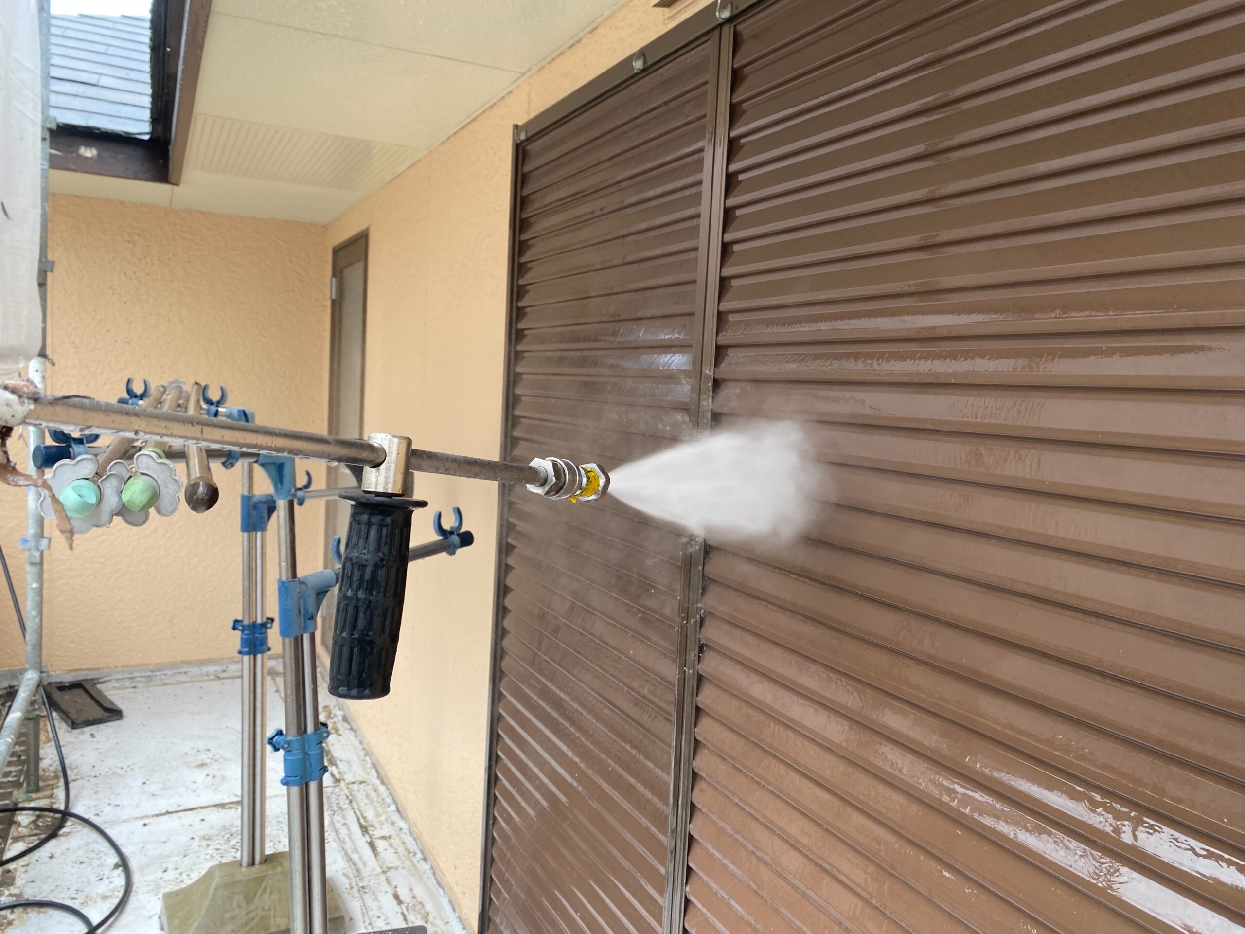 外壁塗装施工中 なごみペイント